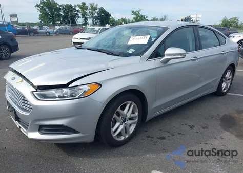 2016 Ford Fusion Se z USA, uszkodzony, nr VIN 3FA6P0H78GR242896
